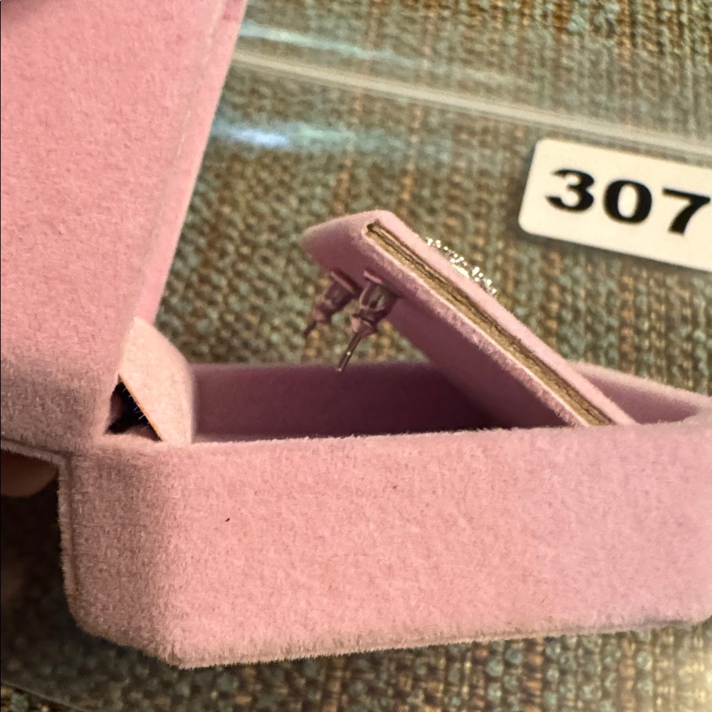 3077 Swarovski Crystal Elements Post Earrings - image 4